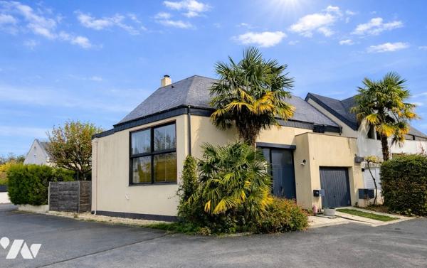 SAINT-CYR-SUR-LOIRE – Les Maisons Blanches
Maison d’architecte – 147,56 m² – Jardin 267 m² – Garage