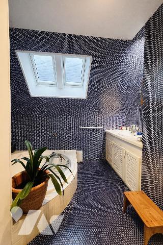 SAINT-CYR-SUR-LOIRE – Les Maisons Blanches
Maison d’architecte – 147,56 m² – Jardin 267 m² – Garage