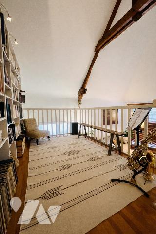 SAINT-CYR-SUR-LOIRE – Les Maisons Blanches
Maison d’architecte – 147,56 m² – Jardin 267 m² – Garage