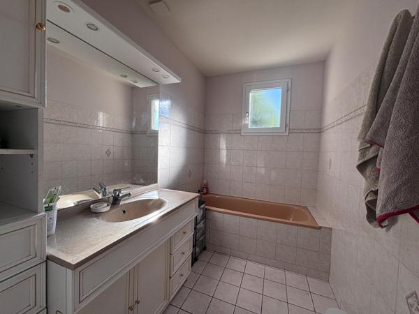 Maison plain pied 91 m2 avec sous-sol