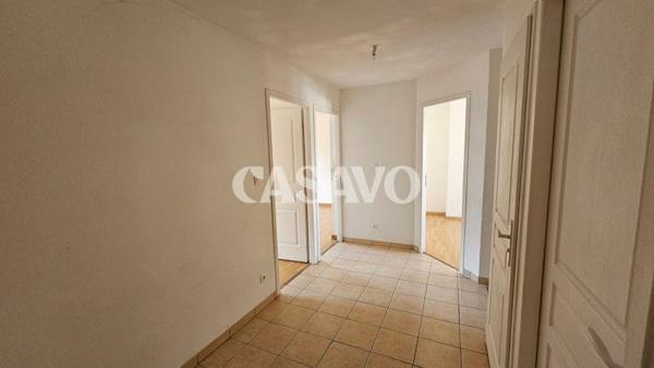 Vente Maison 4 pièces de 112m² - 38290 La Verpillière