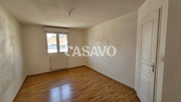 Vente Maison 4 pièces de 112m² - 38290 La Verpillière