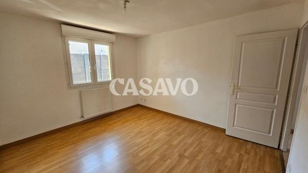 Vente Maison 4 pièces de 112m² - 38290 La Verpillière