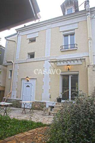 Vente Maison 8 pièces de 181m² - 95120 Ermont
