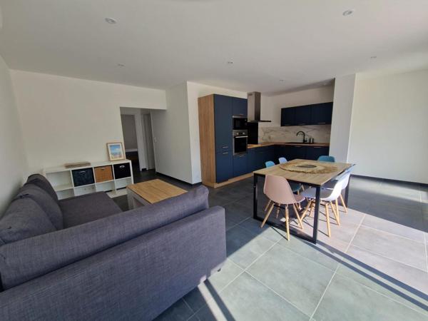 IMMEUBLE DE RAPPORT 46000euros de loyer annuel