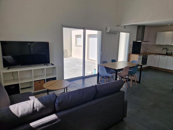 IMMEUBLE DE RAPPORT 46000euros de loyer annuel