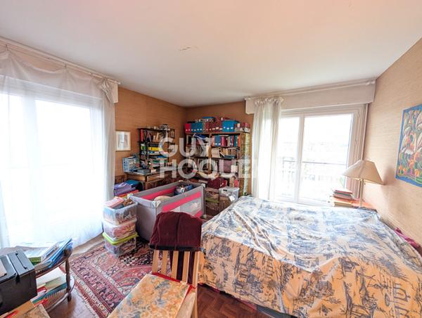 DERNIER ETAGE 6 PIECES 152 m2