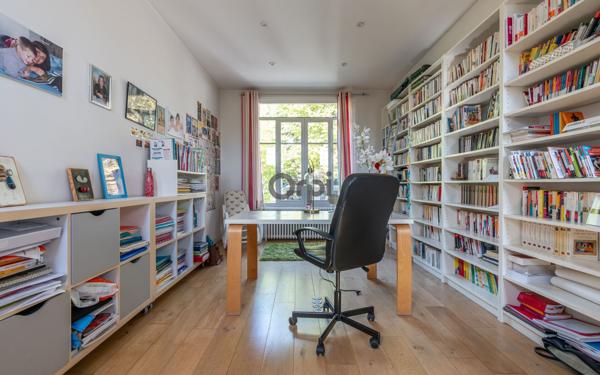 Maison à vendre    6 pièces • 168,88 m2 Saint-Maur-des-Fossés