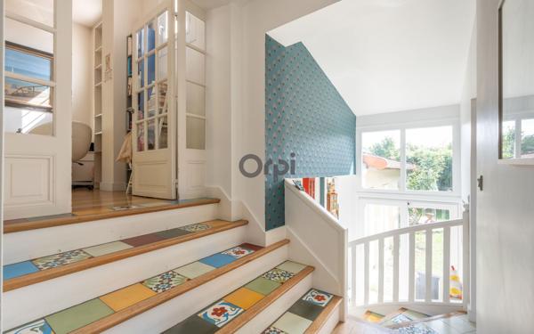 Maison à vendre    6 pièces • 168,88 m2 Saint-Maur-des-Fossés