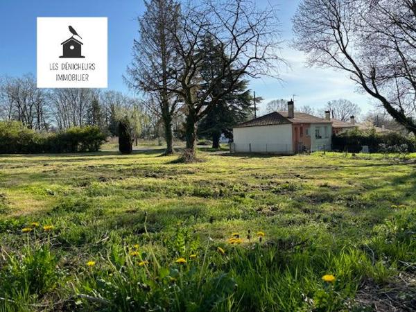 Terrain centre ville Melle