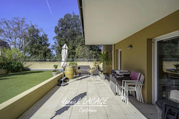 👉 “Comme une maison en ville : T3 avec 100 m² d’extérieur dans résidence récente et sécurisée marseille 10ème