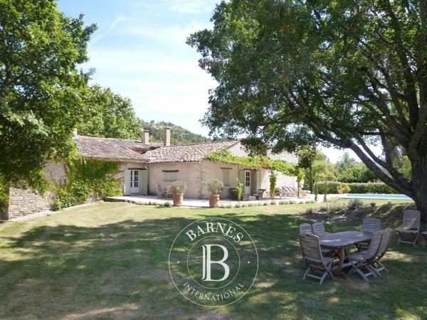 Forcalquier, Propriété 5 Chambres -  398 m² à vendre