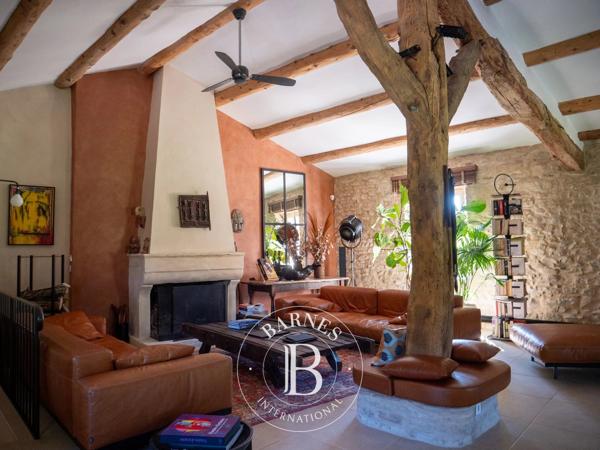 Forcalquier, Propriété 5 Chambres -  398 m² à vendre