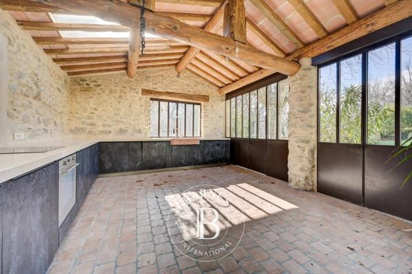 Forcalquier, Propriété 5 Chambres -  398 m² à vendre
