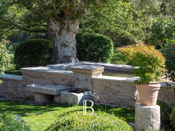 Forcalquier, Propriété 5 Chambres -  398 m² à vendre