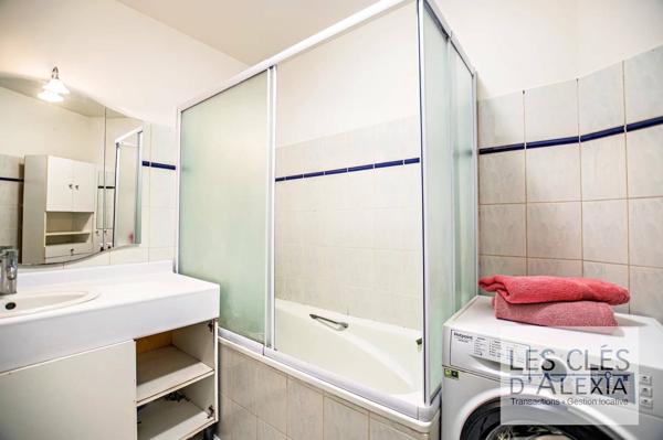 Charpennes – Grand T3 traversant avec balcon couvert de 9 m²
