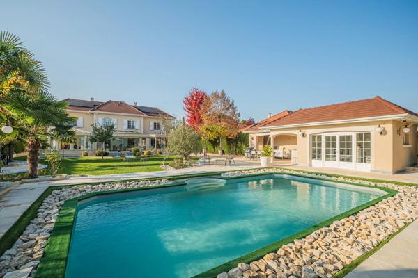 Morestel, Maison 5 Chambres -  265 m² à vendre