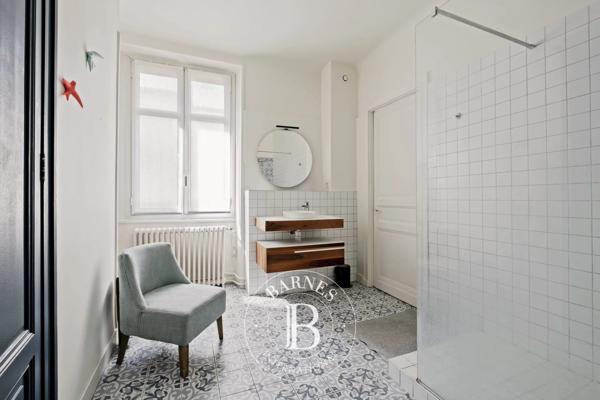 Bordeaux, Maison 4 Chambres -  268 m² à vendre