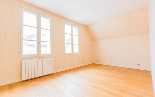 Appartement à vendre    5 pièces • 126,98 m2 Chartres
