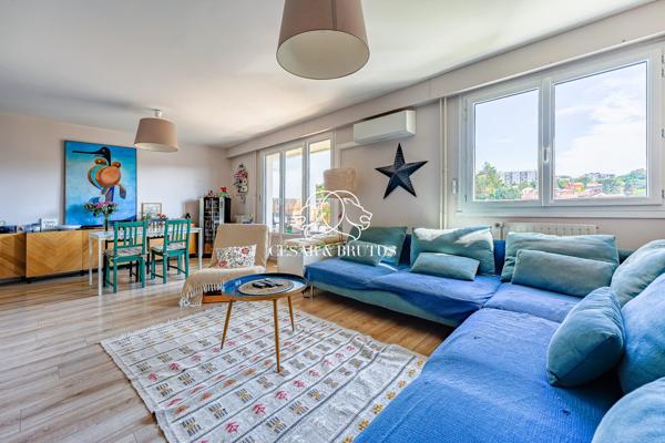 LYON 05 – appartement T4 de 94 m² avec balcon, cave et stationnement