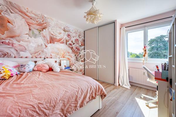 LYON 05 – appartement T4 de 94 m² avec balcon, cave et stationnement