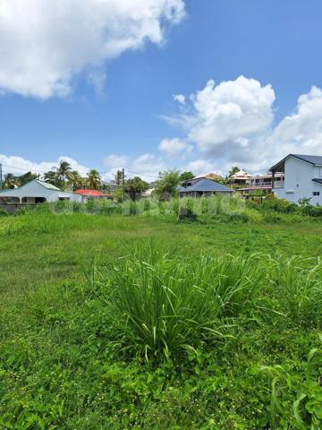 Terrain 644m 2 CAPESTERRE BELLE-EAU