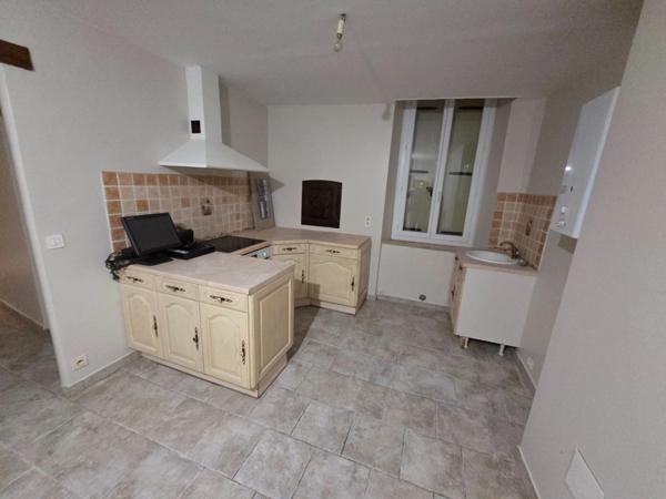 SAINT JEAN DU GARD (30)Vends droit au bail reprise restaurant emplacement N°1 à Saint Jean du Gard, ville touristique au cœur des Cévennes.