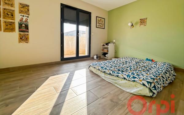 Maison à vendre    5 pièces • 510 m2 Sérignan