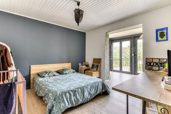 Maison Moussan 8 pièce(s) 196 m2