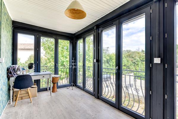 Maison Moussan 8 pièce(s) 196 m2