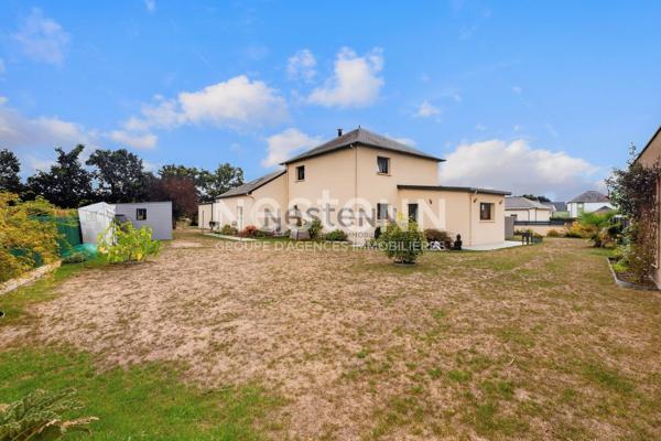 A vendre :  Maison vivable de plain pied, 4 chambres, terrain clos - BOURG DE PLEDELIAC