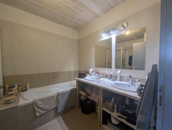 Location / Maison T4