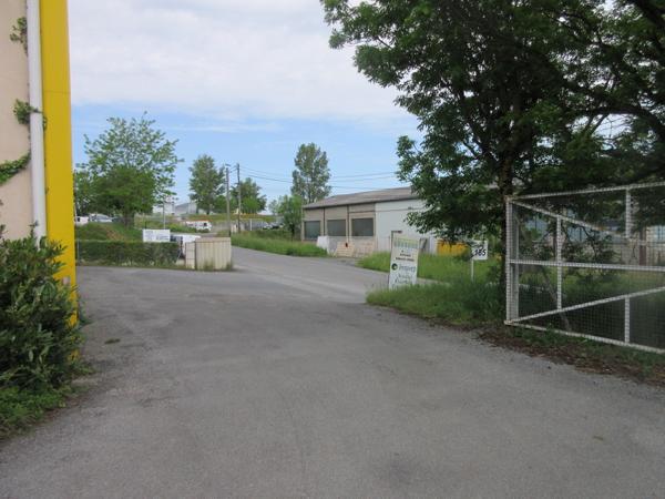 ZA BEL AIR, Rue de la Ferronnerie, locaux et dépôt de 504 m² environ