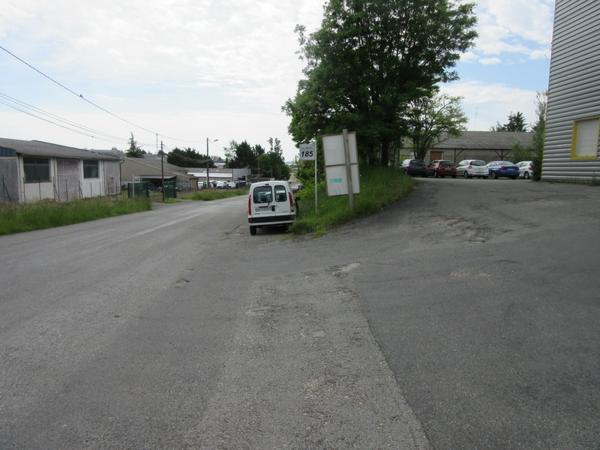 ZA BEL AIR, Rue de la Ferronnerie, locaux et dépôt de 504 m² environ