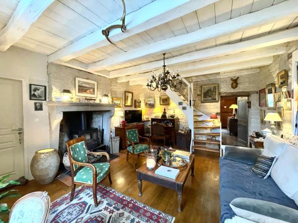 Maison de caractère au bout du village