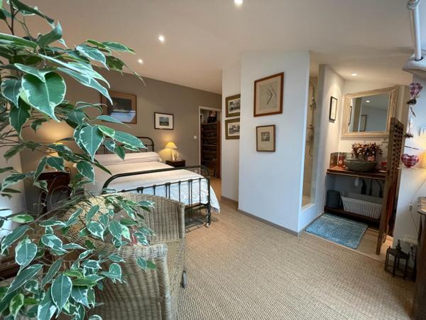 Maison de caractère au bout du village