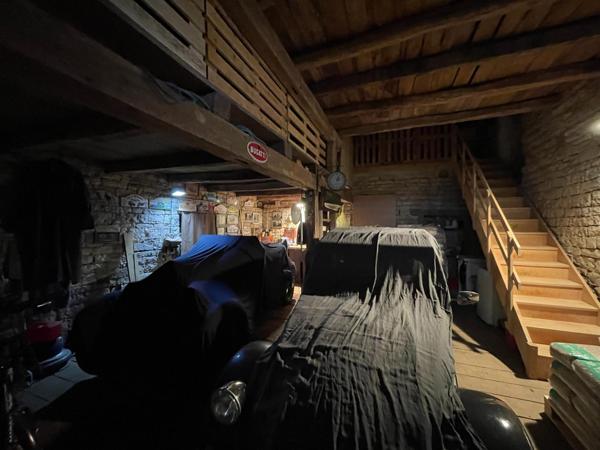 Maison de caractère au bout du village