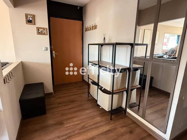 Appartement 5 pièces - 93 m² Exclusivité efficity