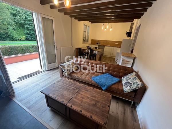 Maison de ville - meublée -T3BIS avec Terrasse à louer à Orival