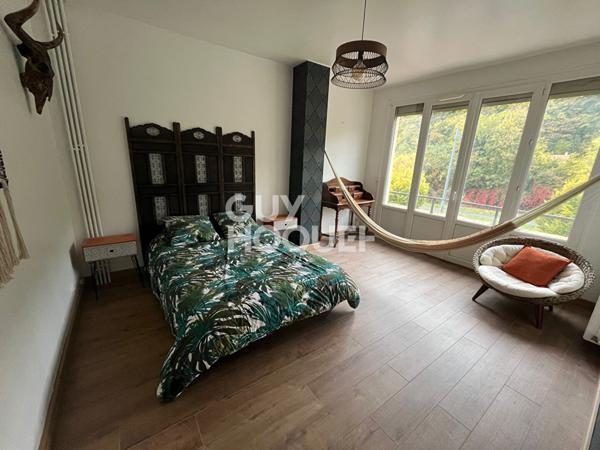 Maison de ville - meublée -T3BIS avec Terrasse à louer à Orival