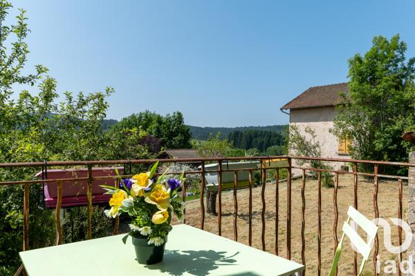 Maison à vendre 4 pièces 100 m² Saint-Bonnet-le-Chastel