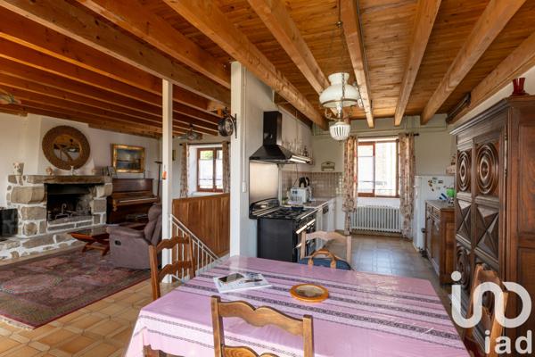 Maison à vendre 4 pièces 100 m² Saint-Bonnet-le-Chastel