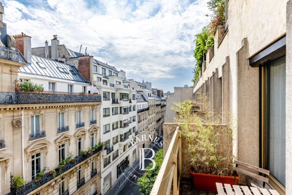 Paris 8ème, Appartement 1 Chambre -  53 m² à vendre