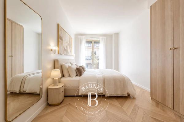 Paris 8ème, Appartement 1 Chambre -  53 m² à vendre