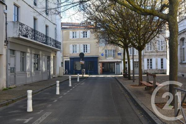 Appartement F2 à vendre  2 pièces - 33,05 m 2   LA ROCHELLE  - 17