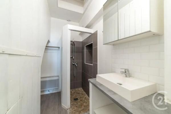 Appartement F2 à vendre  2 pièces - 33,05 m 2   LA ROCHELLE  - 17