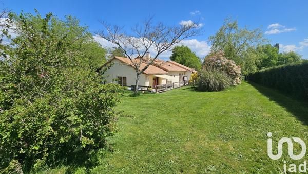 Maison 7 pièces de 174 m² à Nexon (87800)