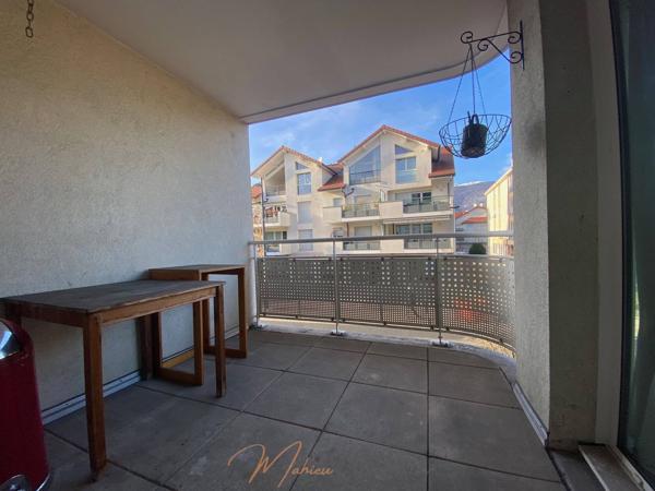 Appartement 3 pièces 103m² à vendre à Saint-Genis-Pouilly 01630