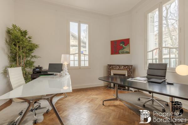 Nansouty. Maison en pierre d'exception 200 m² terrasse garage