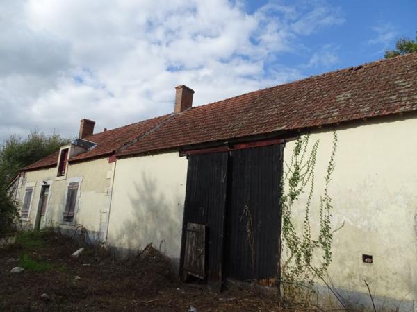 Vente Maison80 m² - 3 Pièces - SAINT PIERRE LES BOIS (18170)